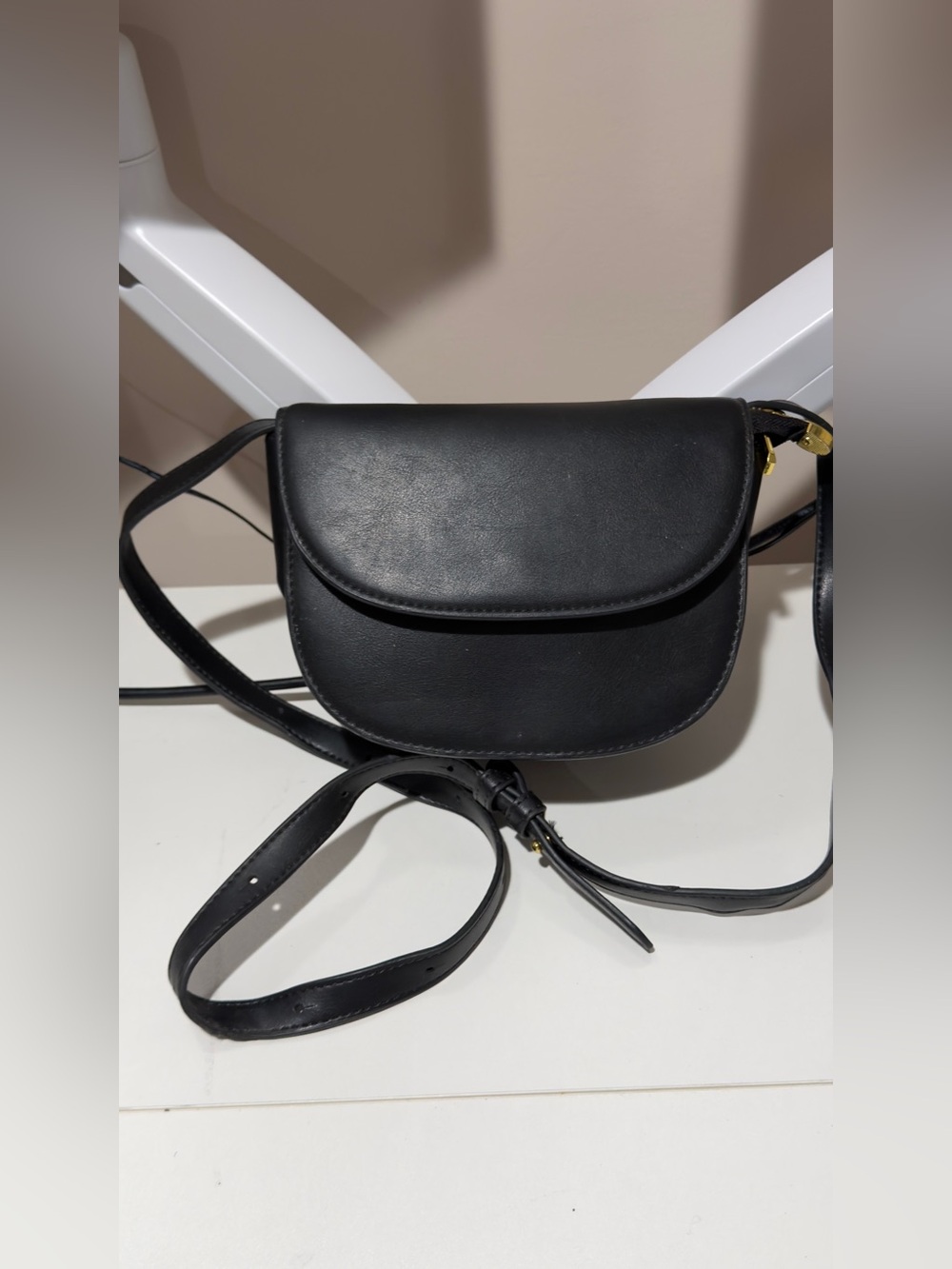 Classic Black Crossbody Saddle Bag - Minimal Leather Design